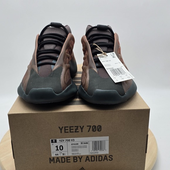 Adidas Yeezy 700 V3 Shoes Mens Size 10 Copper Fade Low Top Sneaker GY4109 main image 7